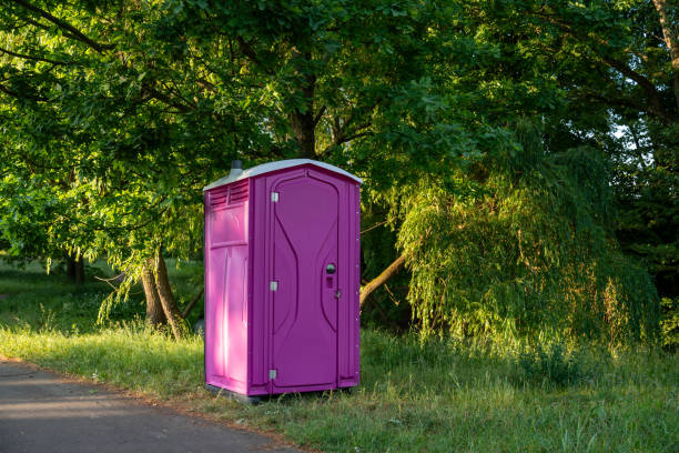 Best Porta potty rental near me  in Highland City, FL